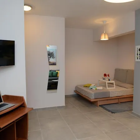 Olive Tree Deluxe Apt Under Acropolis Athens Exterior photo