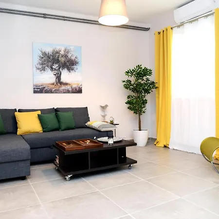 Olive Tree Deluxe Apt Under Acropolis Athens Exterior photo