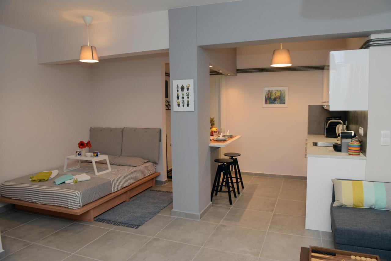 Olive Tree Deluxe Under Acropolis Apartment Athens