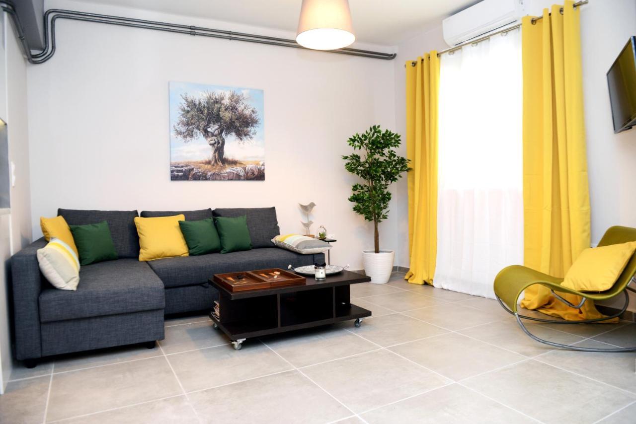 Olive Tree Deluxe Under Acropolis Apartment *